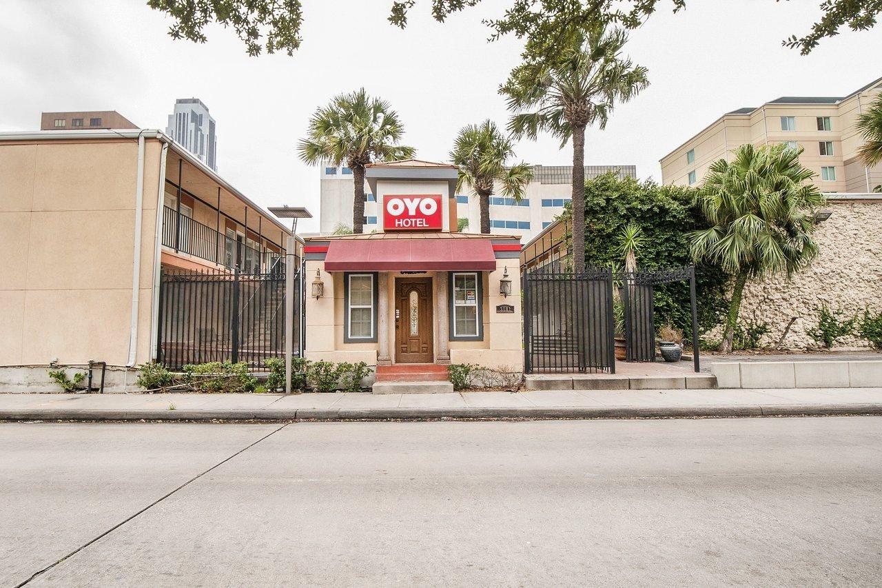 Oyo Hotel & Apartments Houston Galleria Extérieur photo