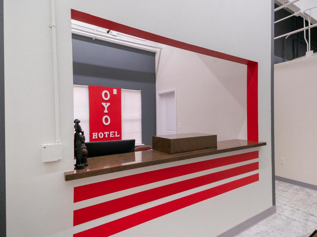 Oyo Hotel & Apartments Houston Galleria Extérieur photo